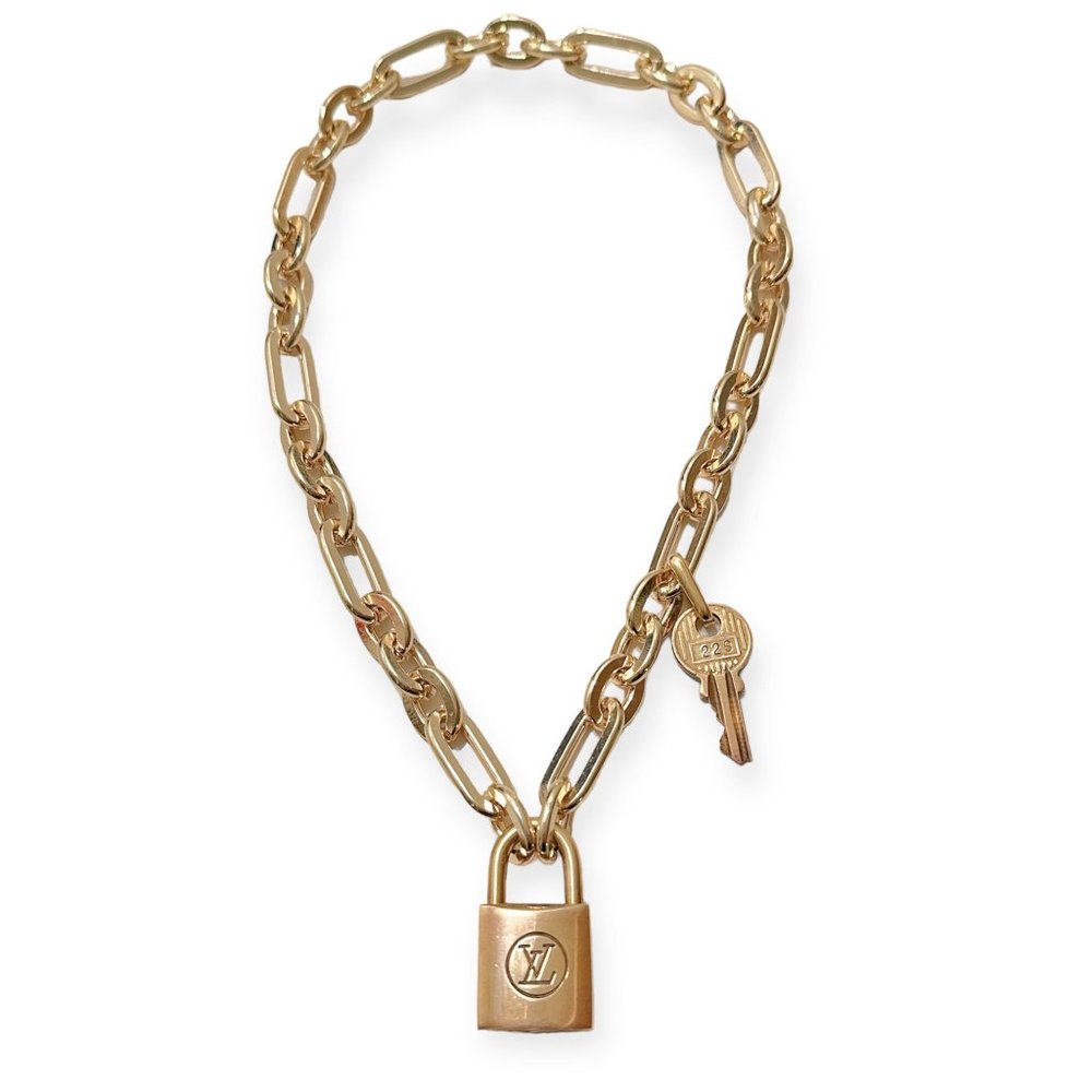 LOUIS VUITTON Padlock Necklace